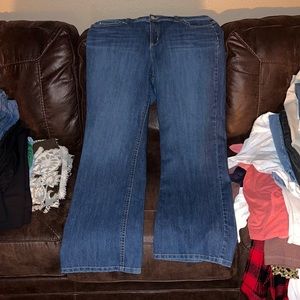 Like new. New Direction weekend brand. Size 18W.